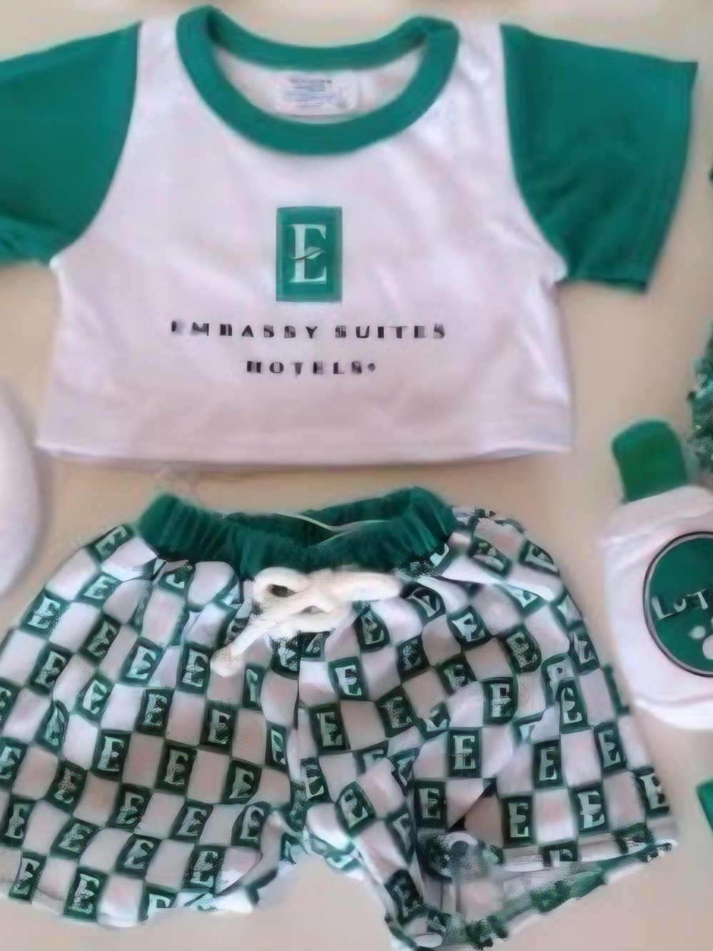 Build-A- Bear Embassy Suites Pajama Set With Carrying Bag